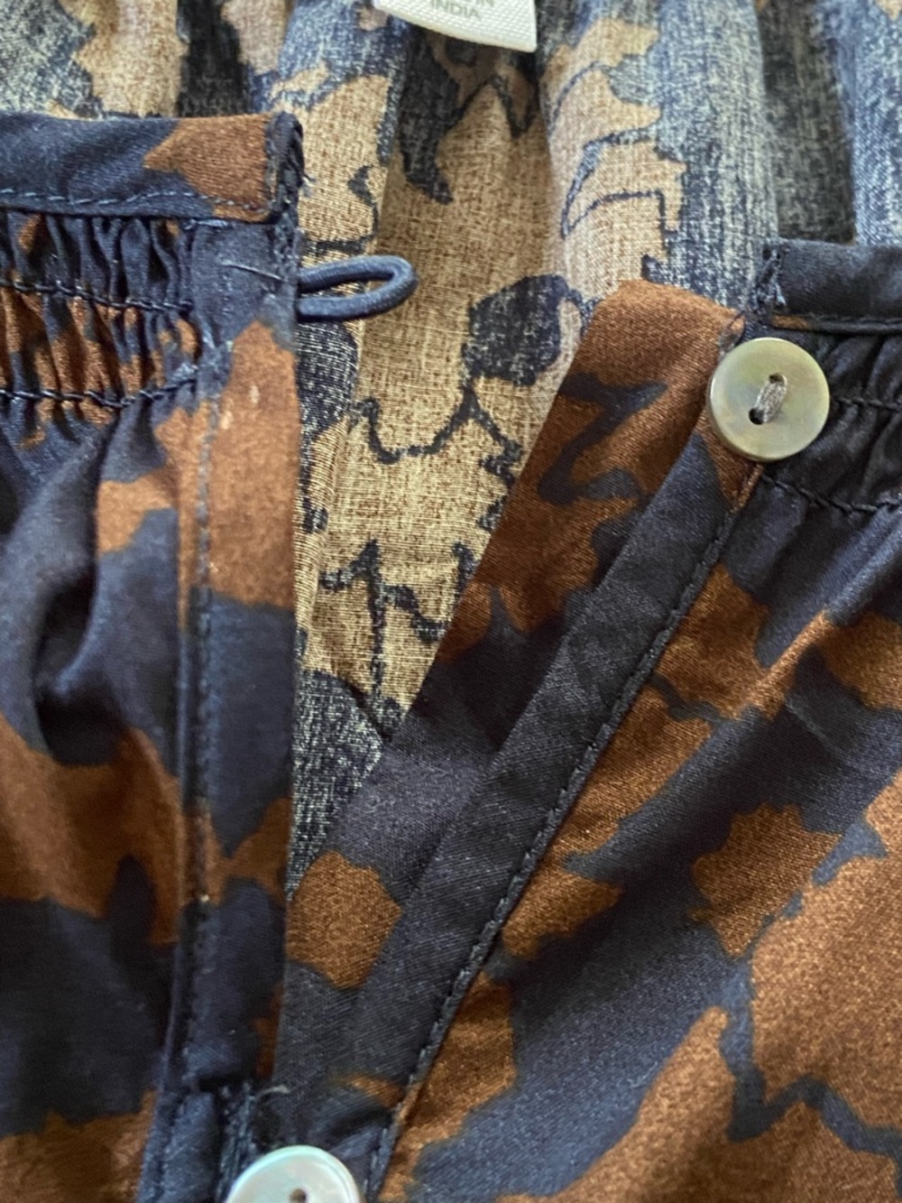 Time and Tru Navy and Brown Floral Boho Cottagecore Button-Down Blouse Size M - Picture 8 of 15